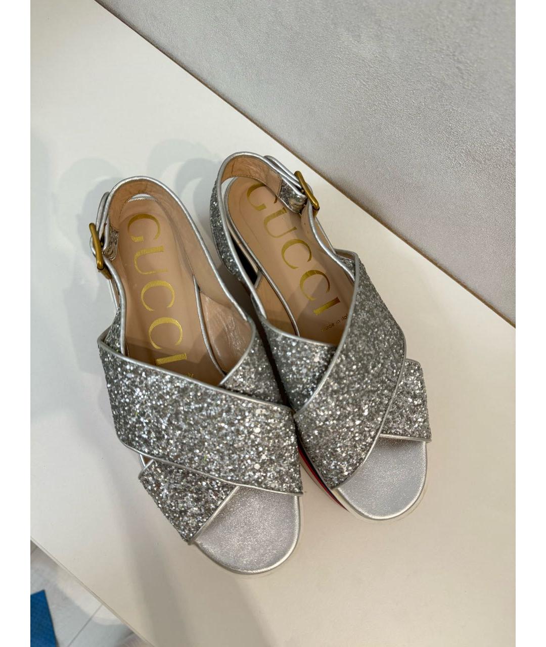 GUCCI Серебряные босоножки, фото 3