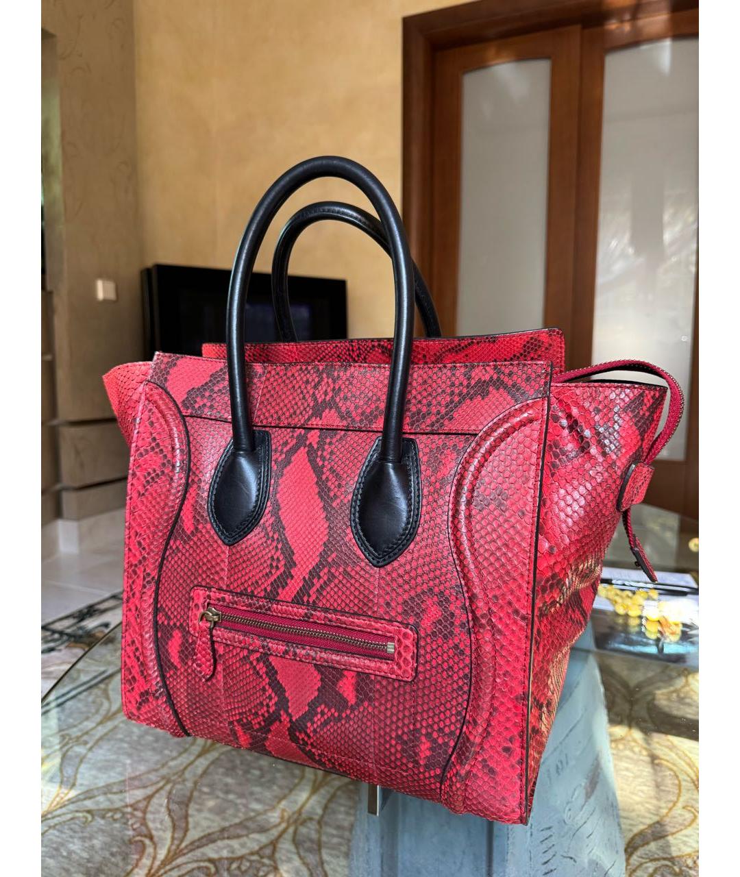 CELINE Красная сумка с короткими ручками из экзотической кожи, фото 7