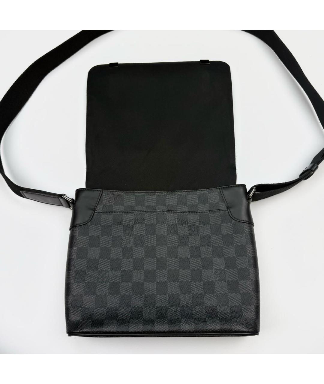 LOUIS VUITTON Антрацитовая кожаная сумка на плечо, фото 6