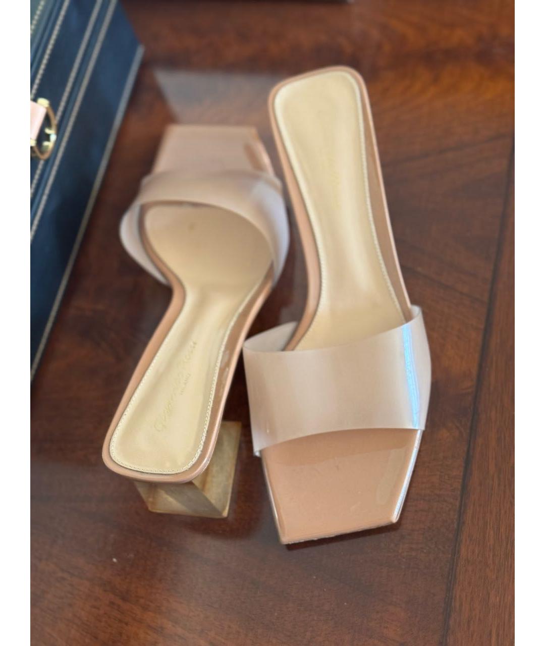 GIANVITO ROSSI Бежевые мюли, фото 2