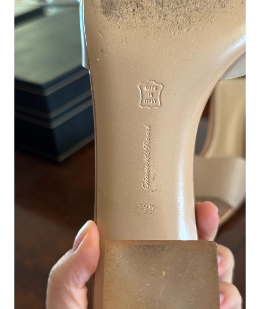 GIANVITO ROSSI Бежевые мюли, фото 4
