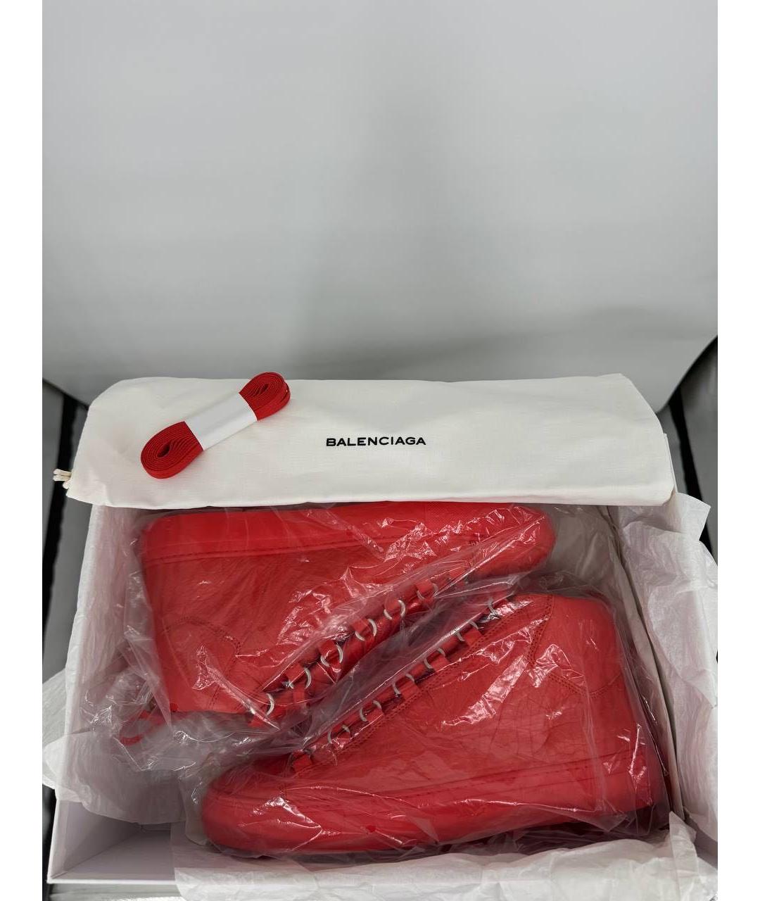 BALENCIAGA Красные кожаные высокие кроссовки / кеды, фото 2