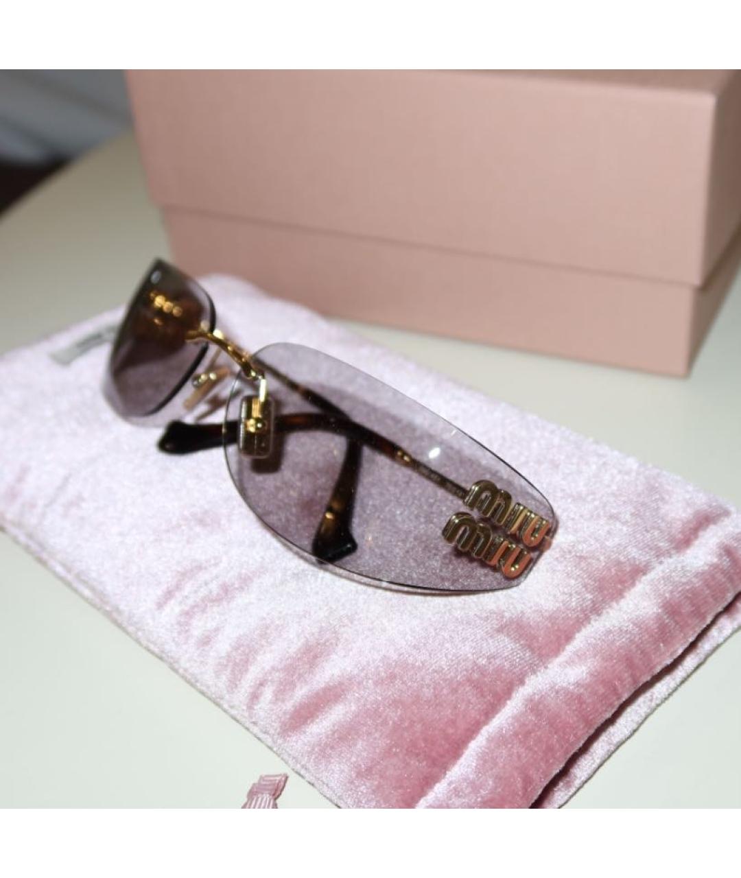 MIU MIU Серые пластиковые солнцезащитные очки, фото 3