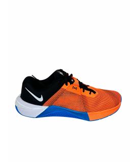 NIKE Низкие кроссовки / кеды