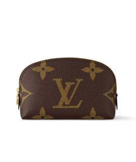 LOUIS VUITTON Косметичка