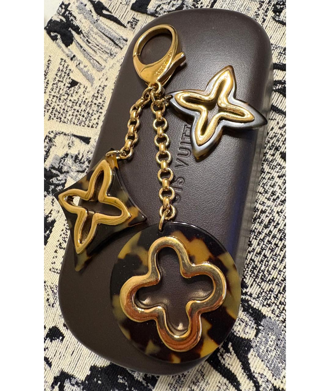 LOUIS VUITTON Золотой брелок, фото 10