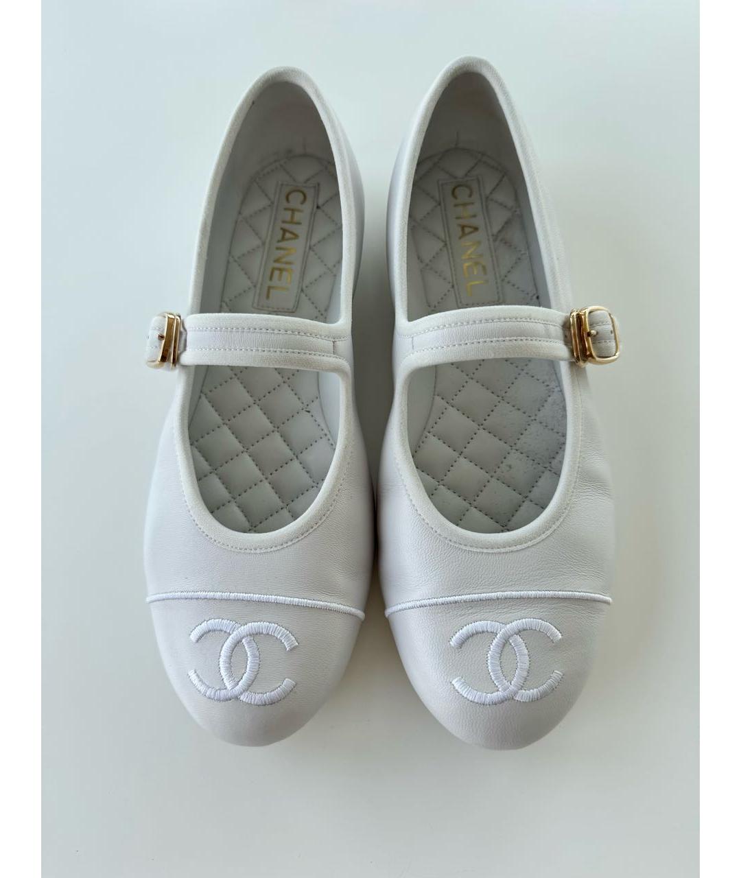 CHANEL Белые кожаные балетки, фото 2