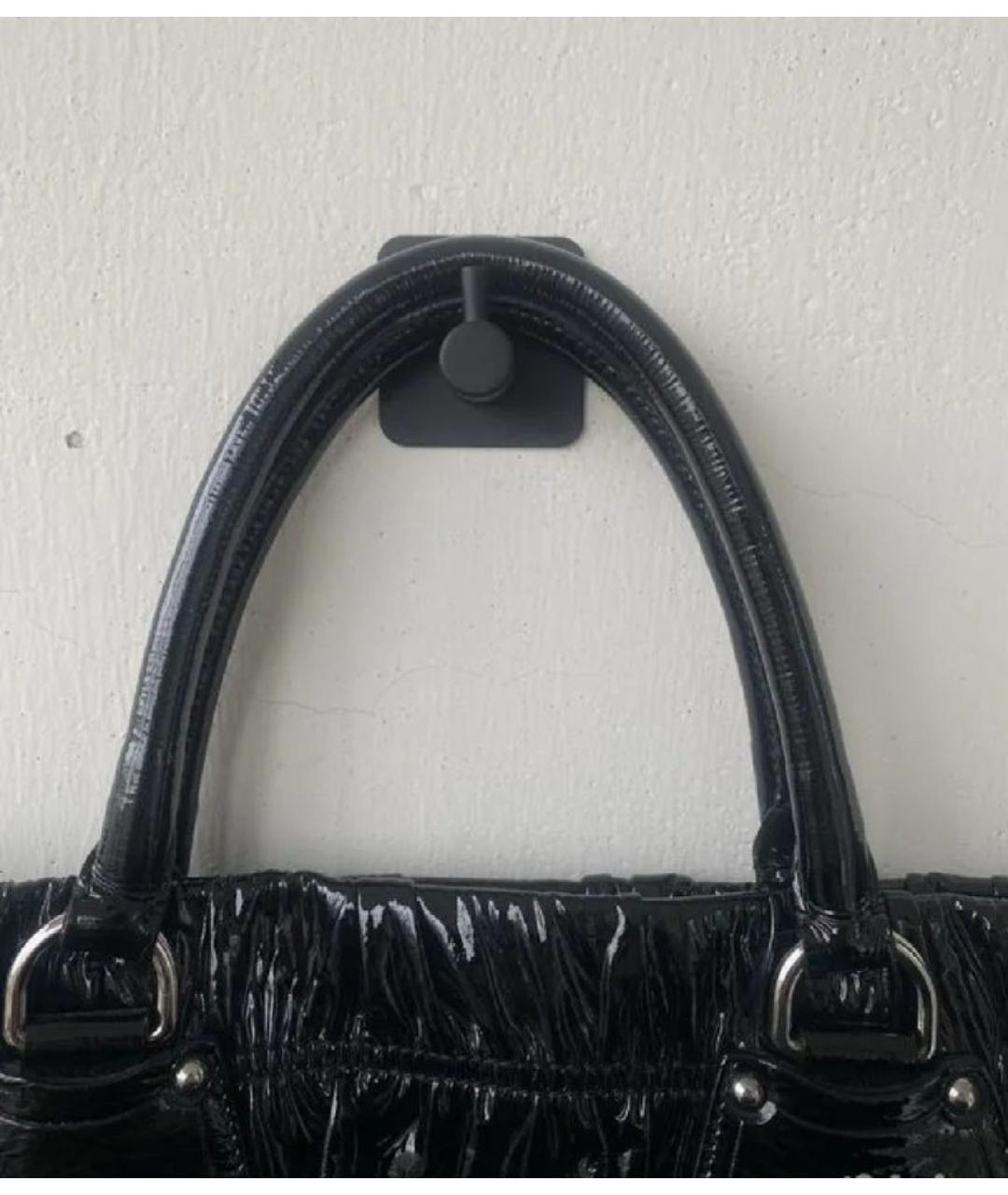 PRADA Черная сумка тоут из лакированной кожи, фото 5