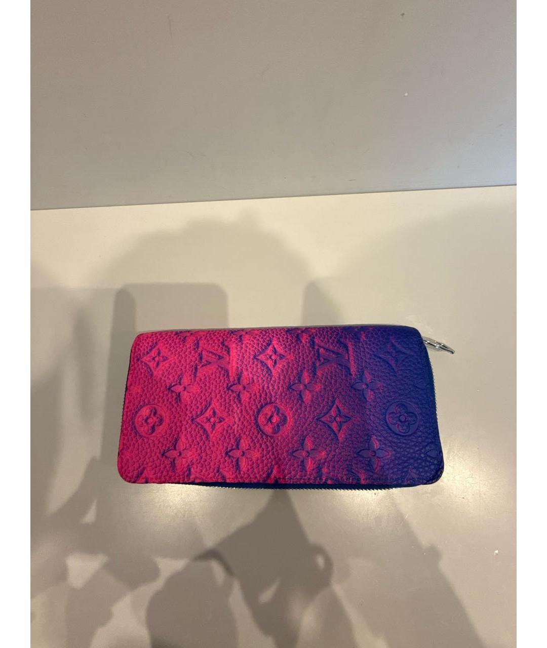 LOUIS VUITTON Розовый кожаный кошелек, фото 2