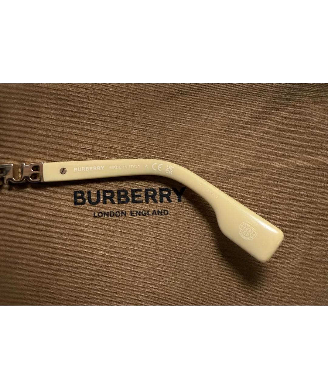 BURBERRY Бежевые пластиковые солнцезащитные очки, фото 4