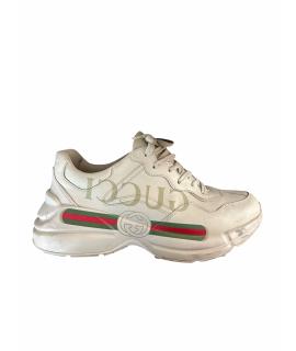 GUCCI Низкие кроссовки / кеды