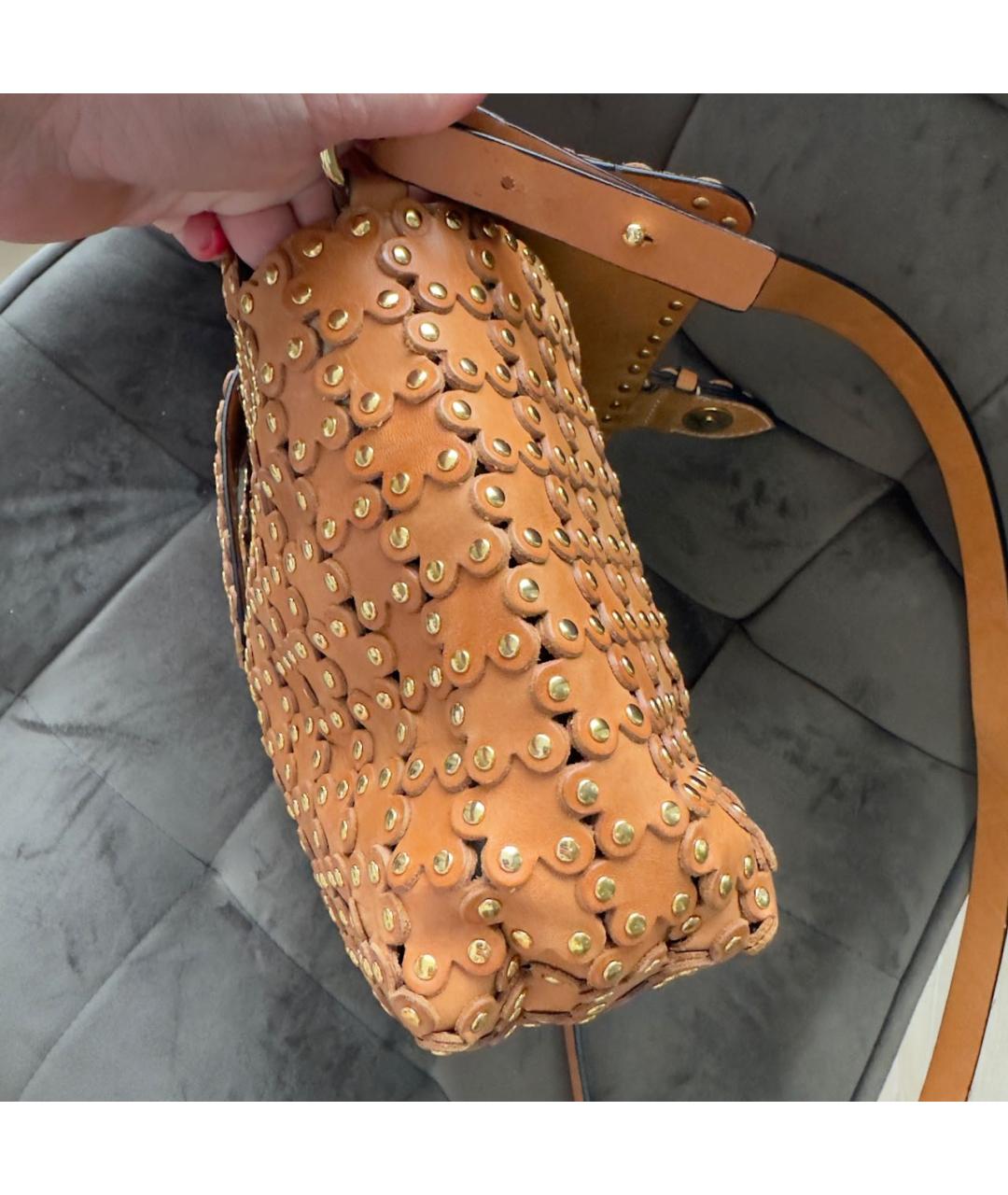 RED VALENTINO Горчичная кожаная сумка с короткими ручками, фото 6