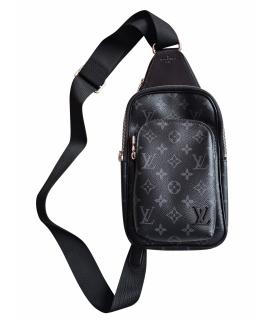 LOUIS VUITTON Сумка на плечо