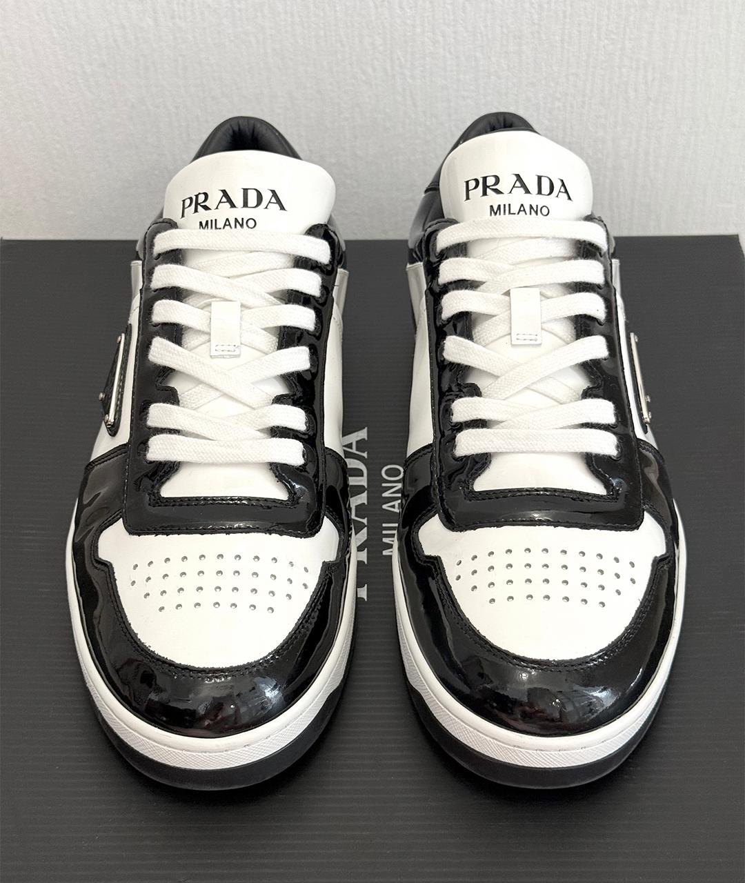 PRADA Белые низкие кроссовки / кеды из лакированной кожи, фото 3