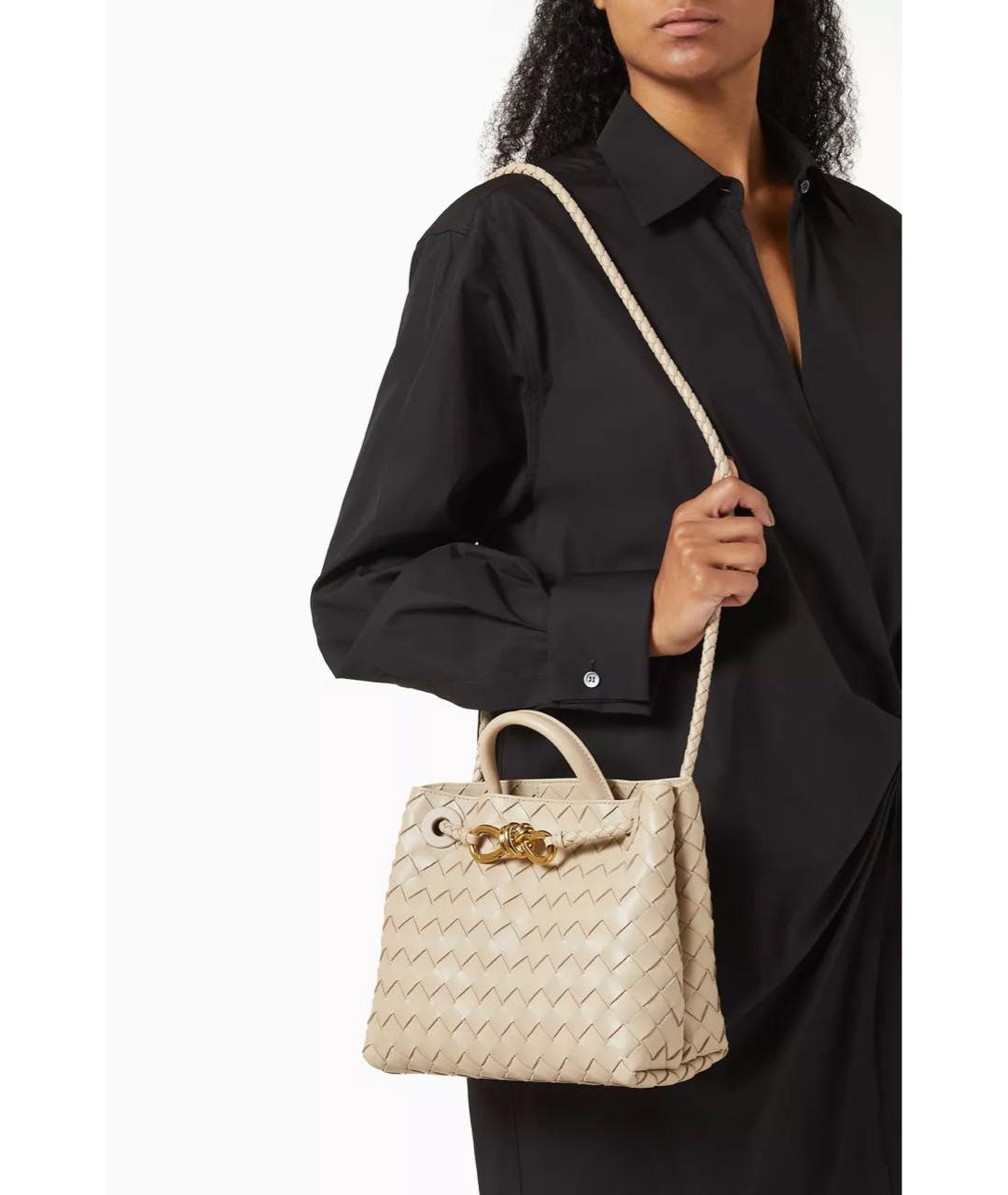 BOTTEGA VENETA Бежевая кожаная сумка с короткими ручками, фото 5