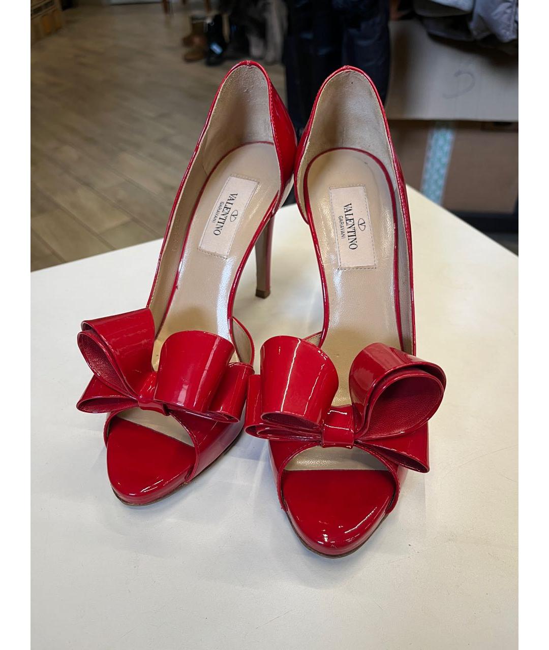 VALENTINO Красные туфли из лакированной кожи, фото 6