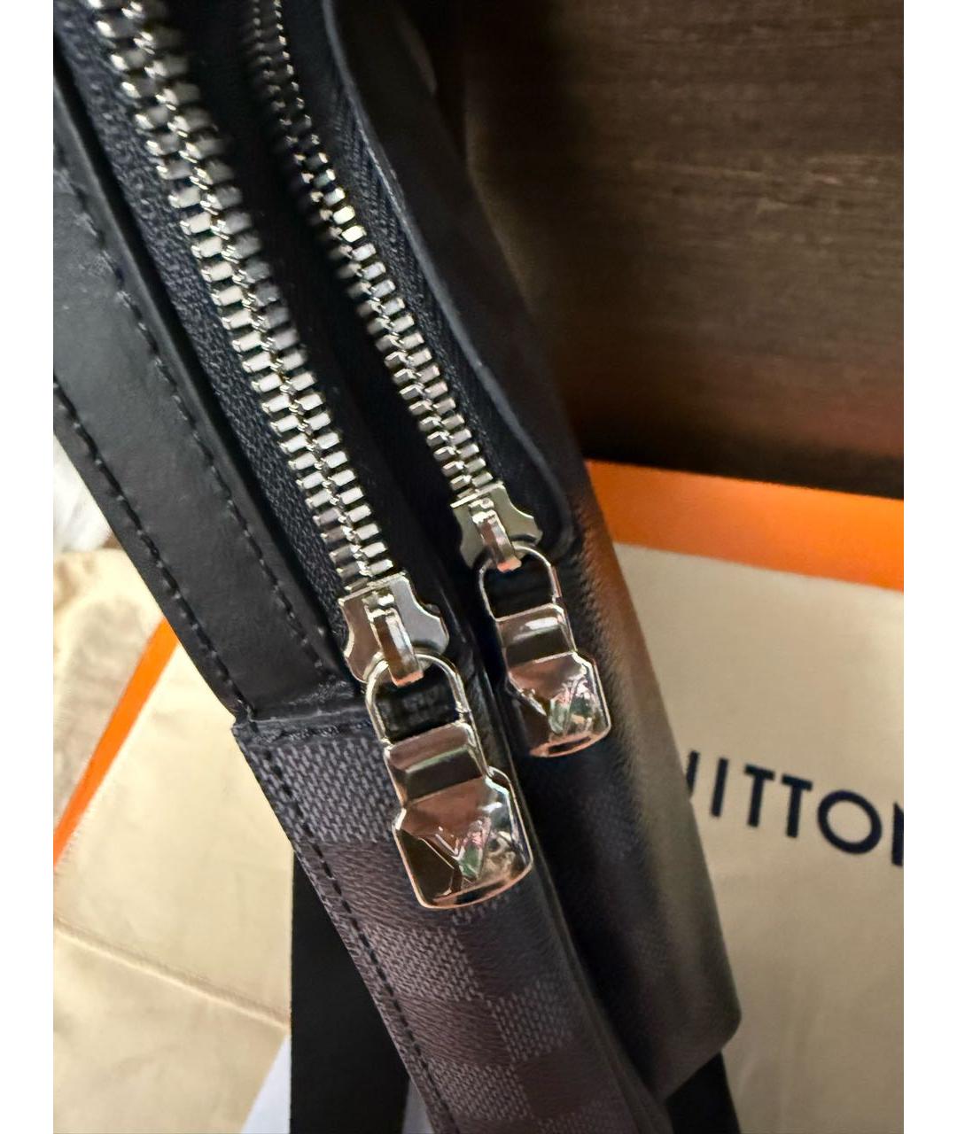 LOUIS VUITTON Черная сумка на плечо, фото 3
