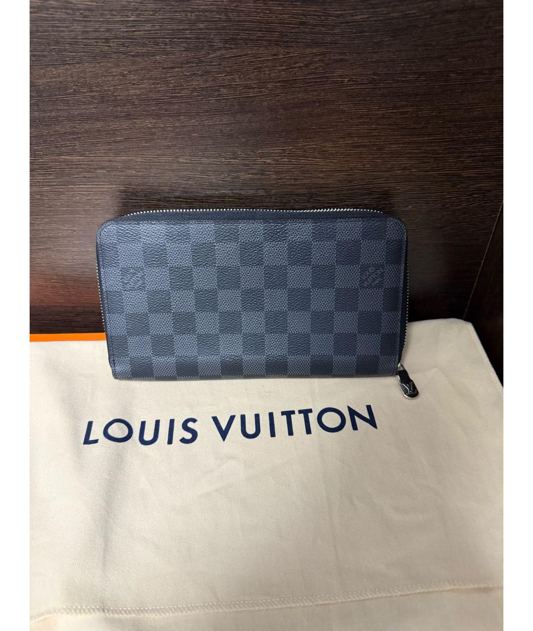 LOUIS VUITTON Черный кошелек, фото 5