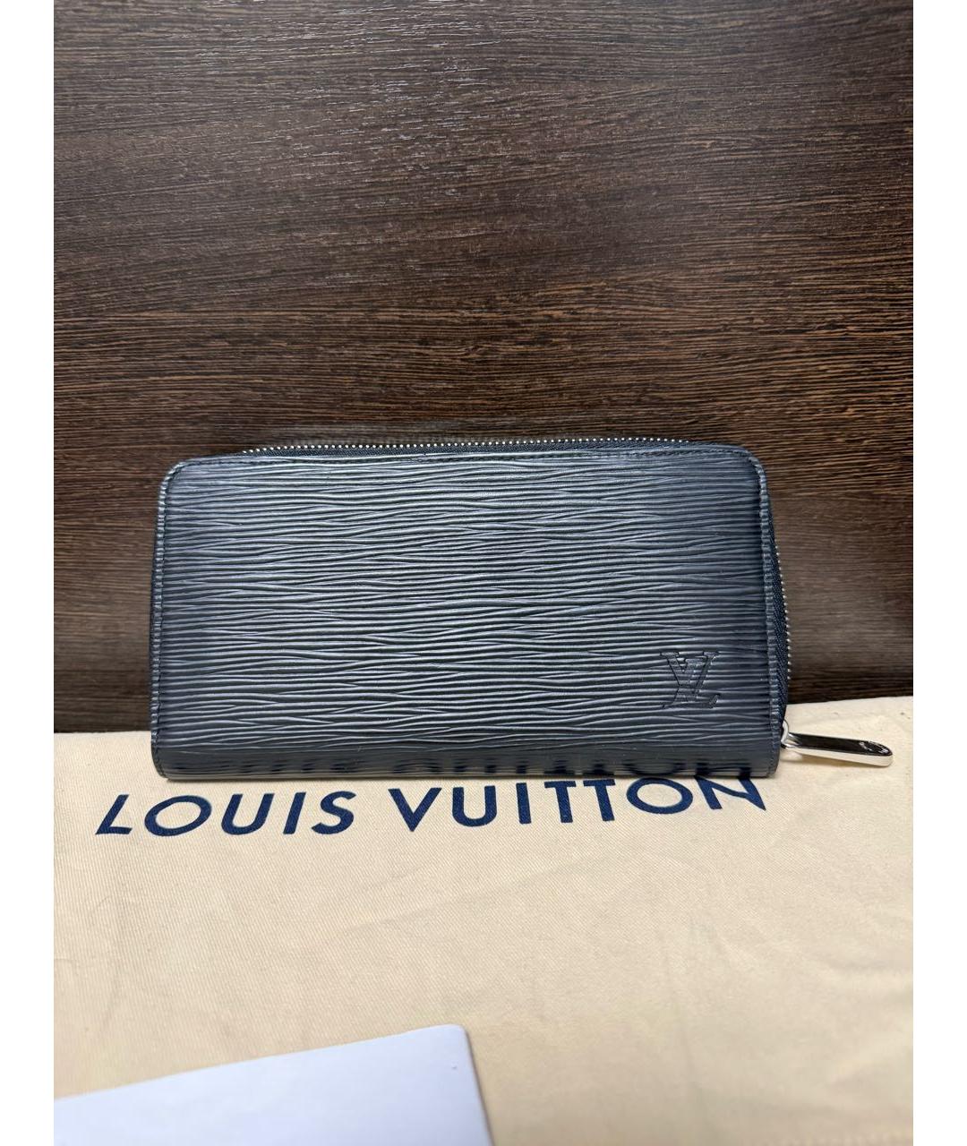 LOUIS VUITTON Черный кожаный кошелек, фото 6