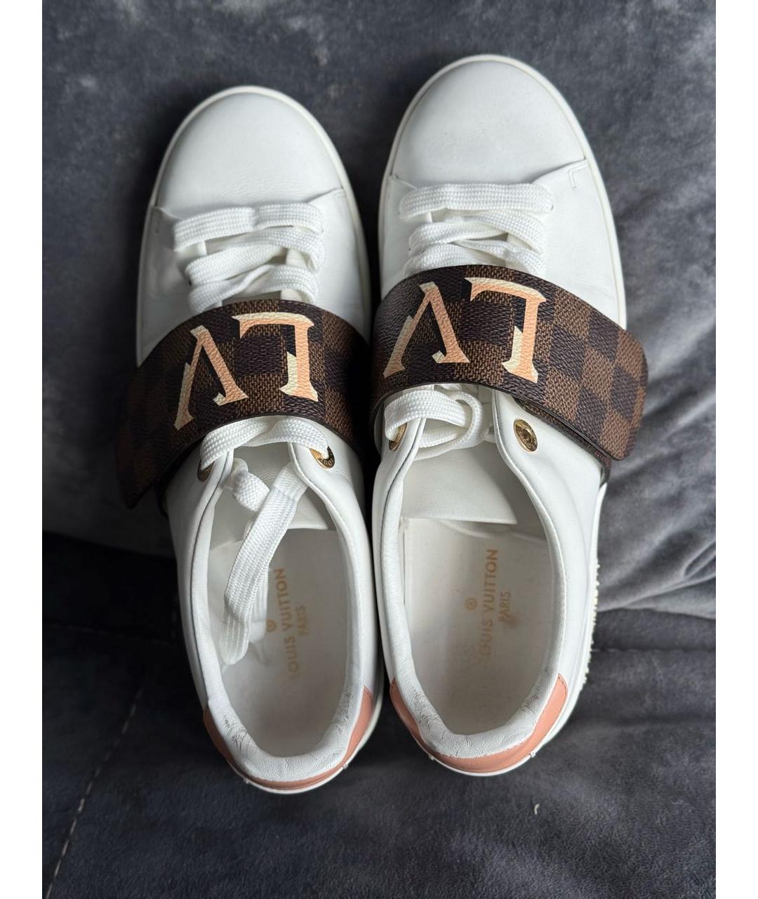 LOUIS VUITTON Белые кожаные кеды, фото 4