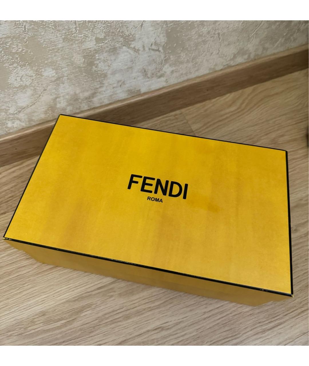FENDI Бежевые кожаные балетки, фото 5