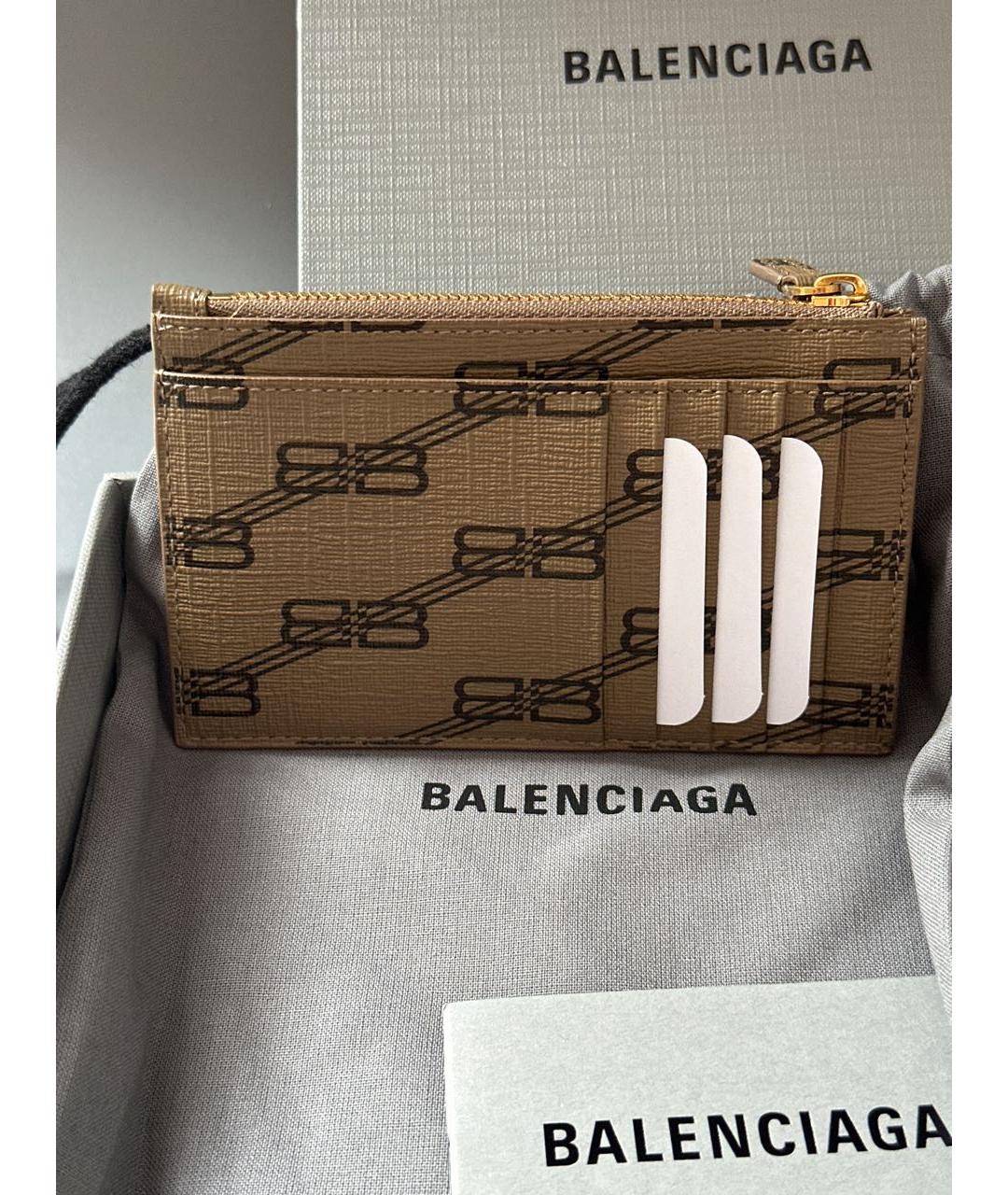 BALENCIAGA Коричневый кожаный кардхолдер, фото 3