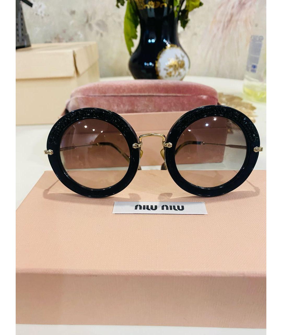 MIU MIU Черные пластиковые солнцезащитные очки, фото 4