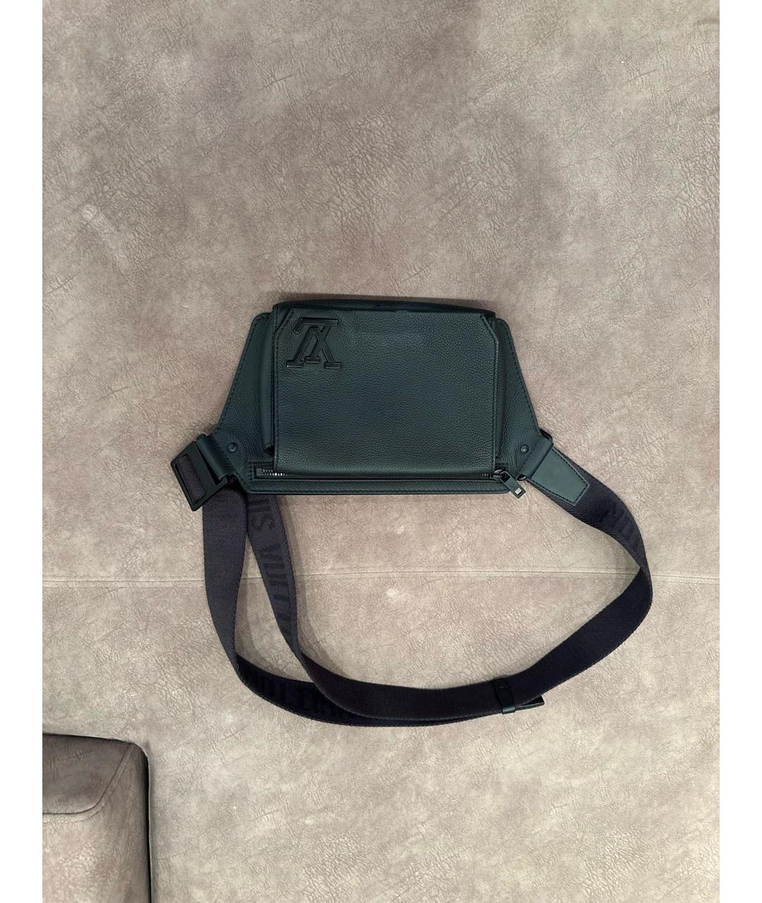 LOUIS VUITTON Черная кожаная барсетка, фото 5