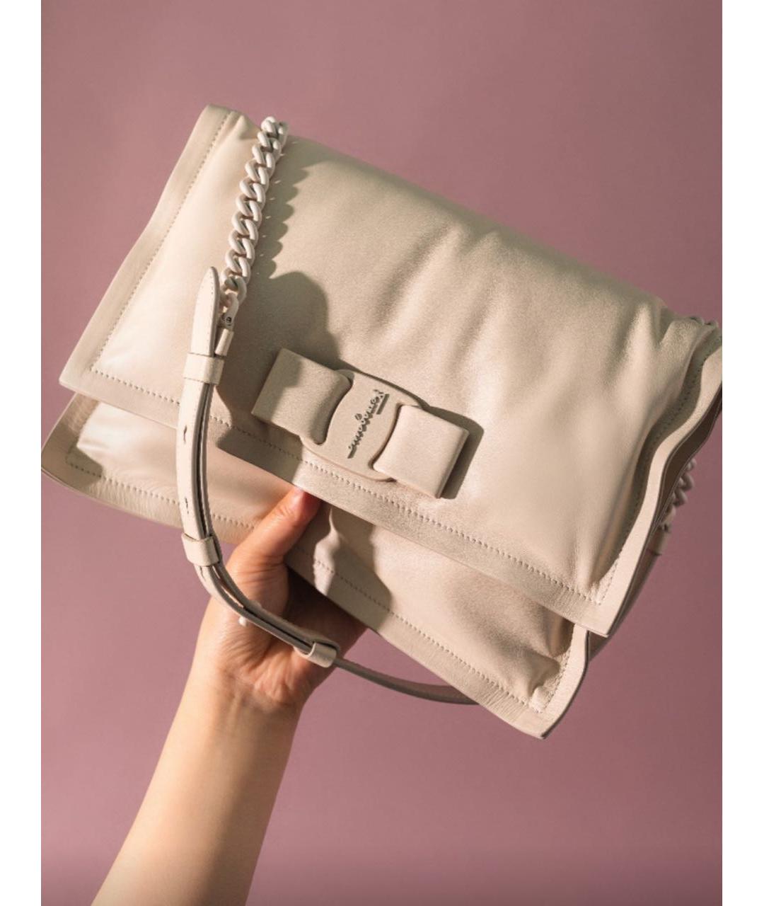 FERRAGAMO Бежевая кожаная сумка через плечо, фото 8