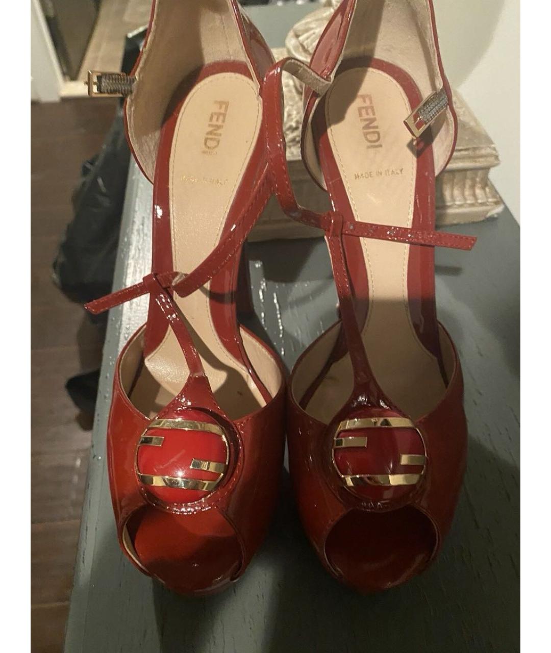 FENDI Бордовые кожаные босоножки, фото 4