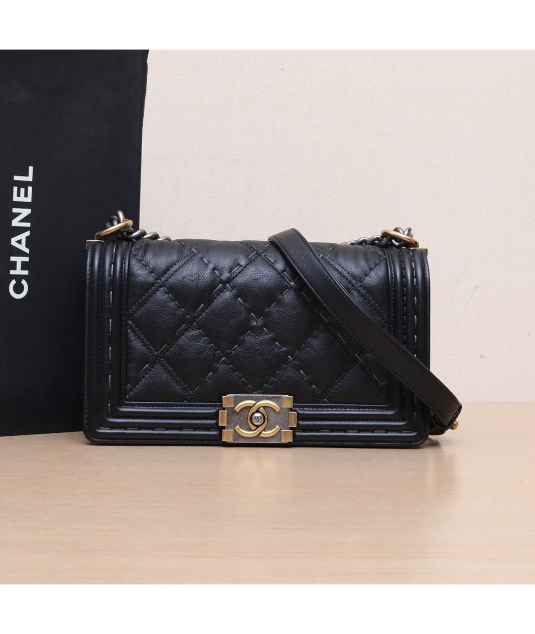 CHANEL Черная кожаная сумка через плечо, фото 2