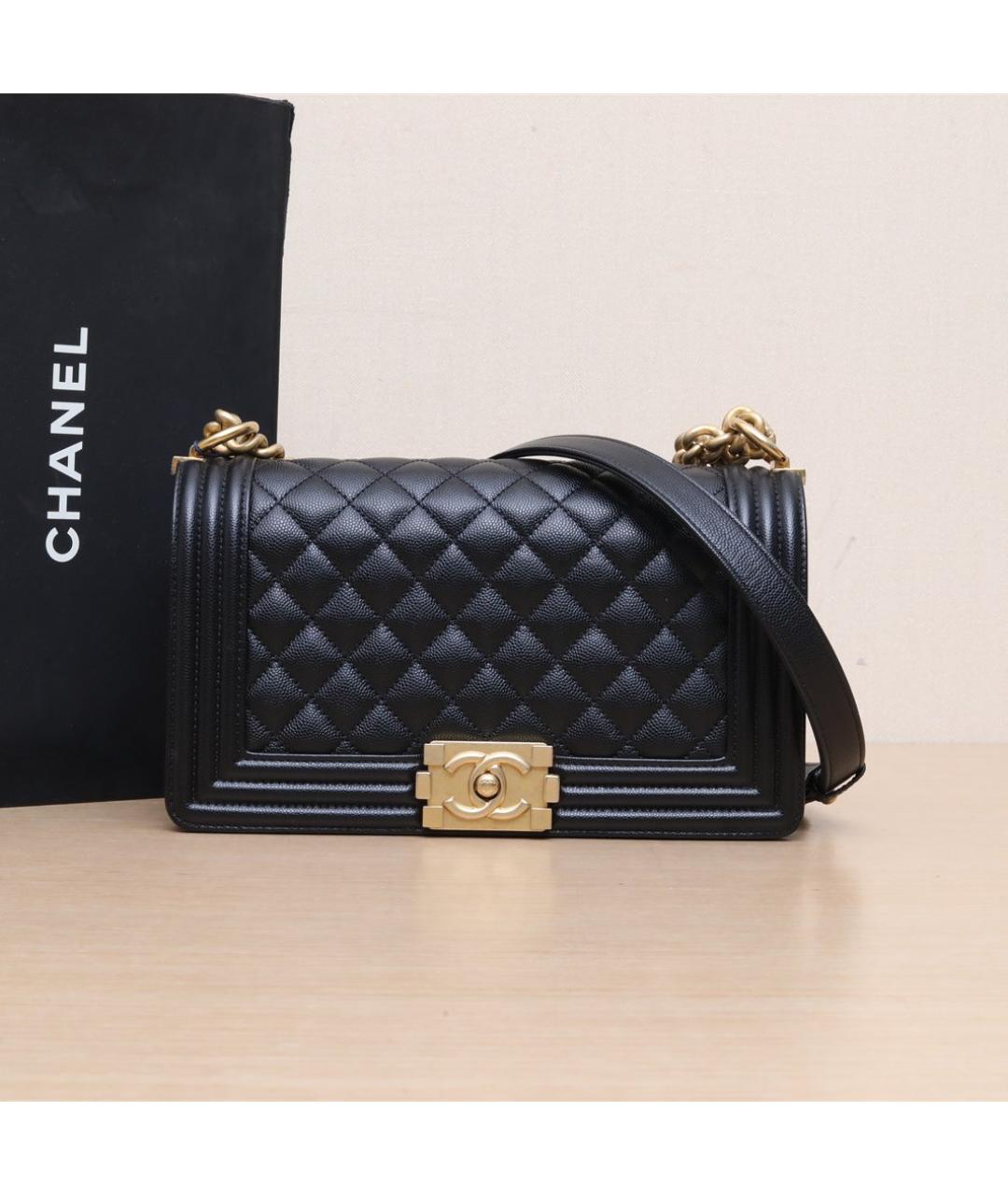 CHANEL Черная кожаная сумка через плечо, фото 2