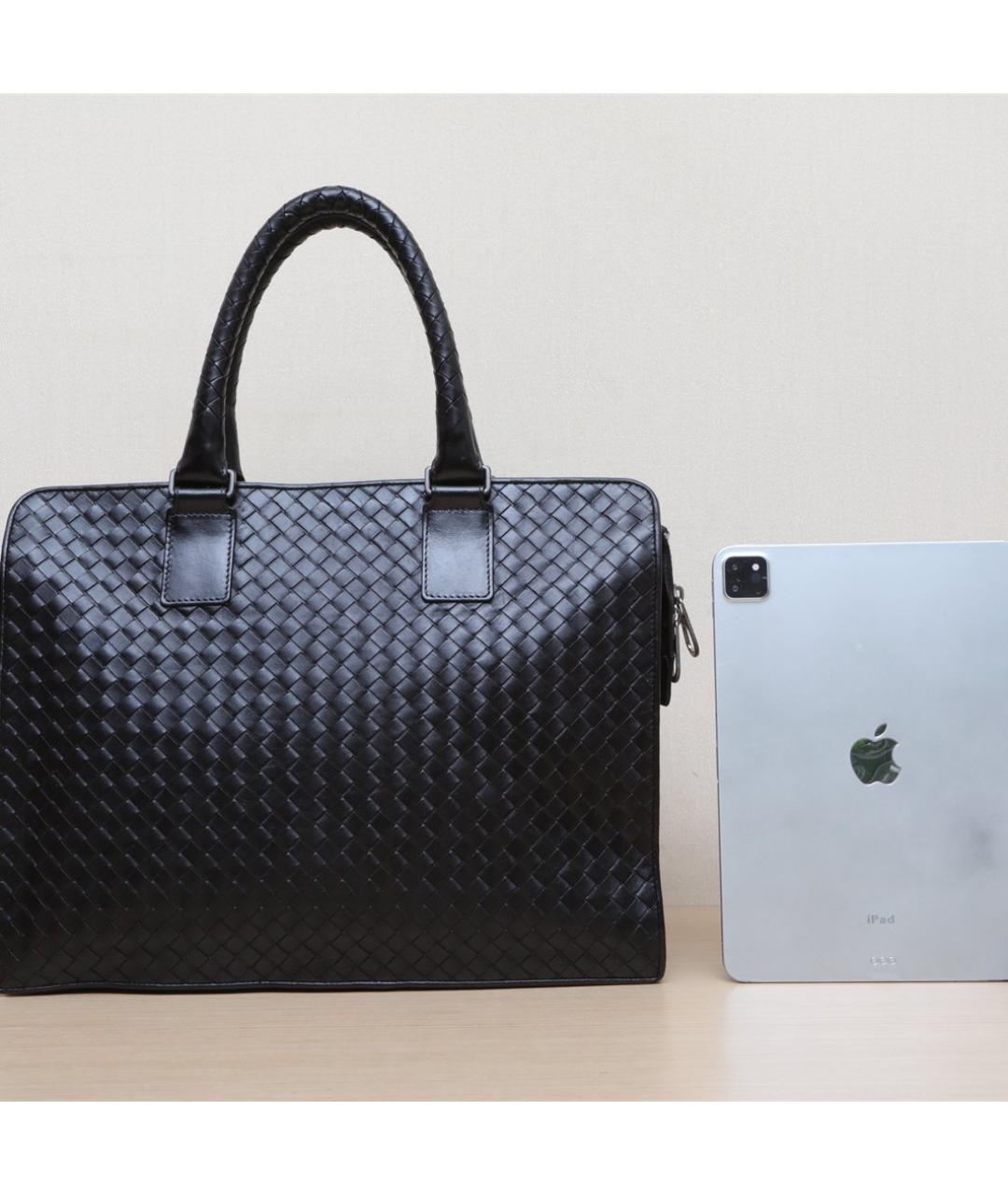 BOTTEGA VENETA Черная кожаная сумка тоут, фото 7