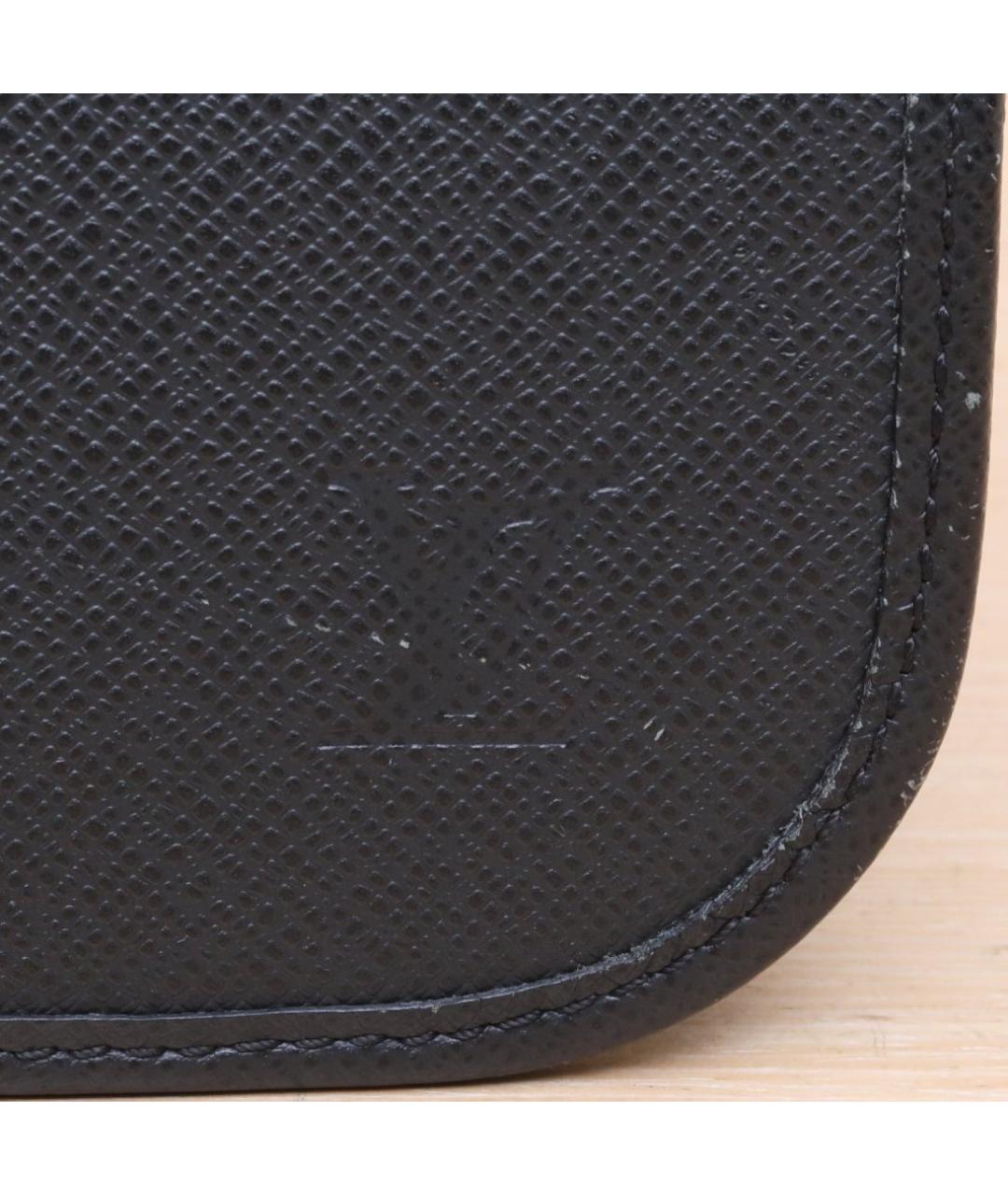 LOUIS VUITTON Черная кожаная сумка через плечо, фото 8