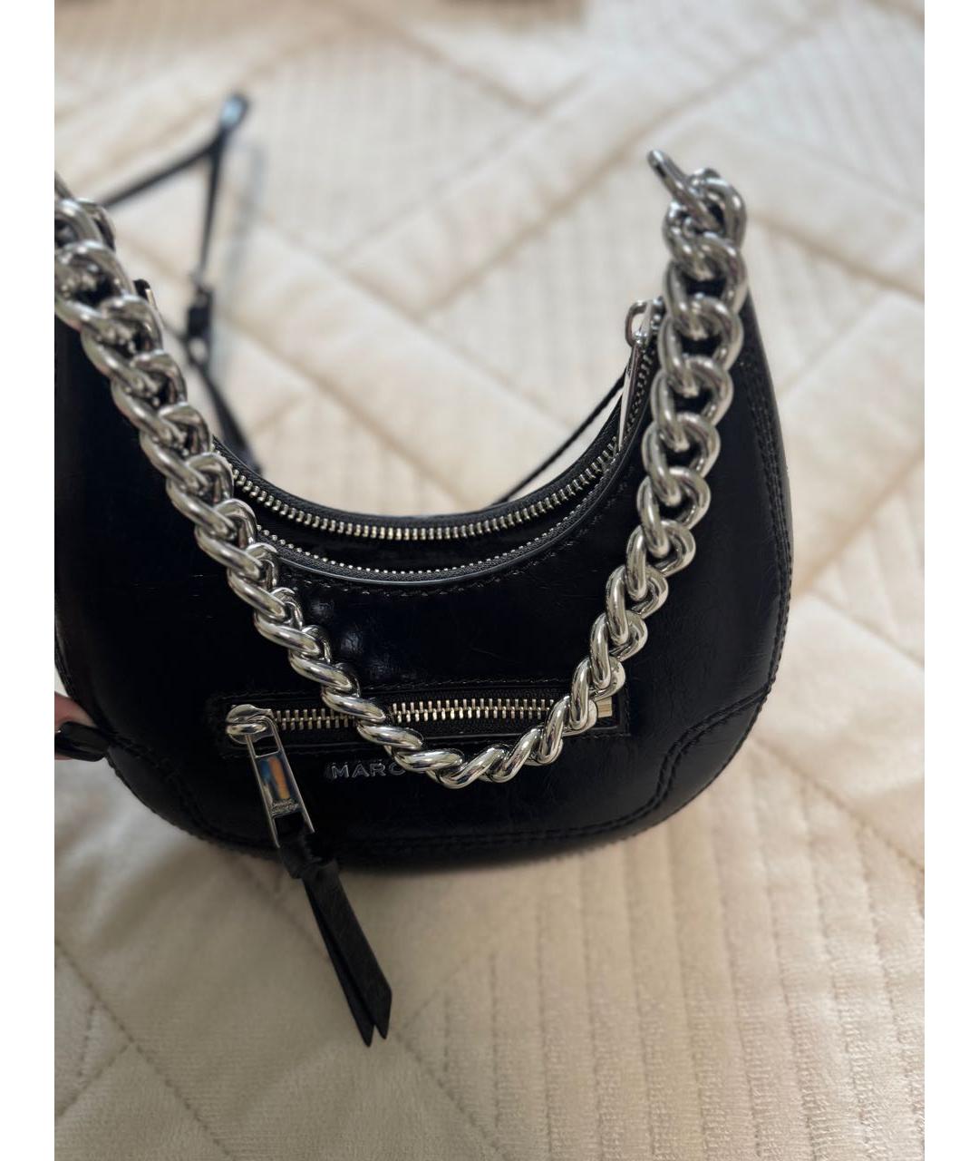 MARC JACOBS Черная сумка через плечо из лакированной кожи, фото 2