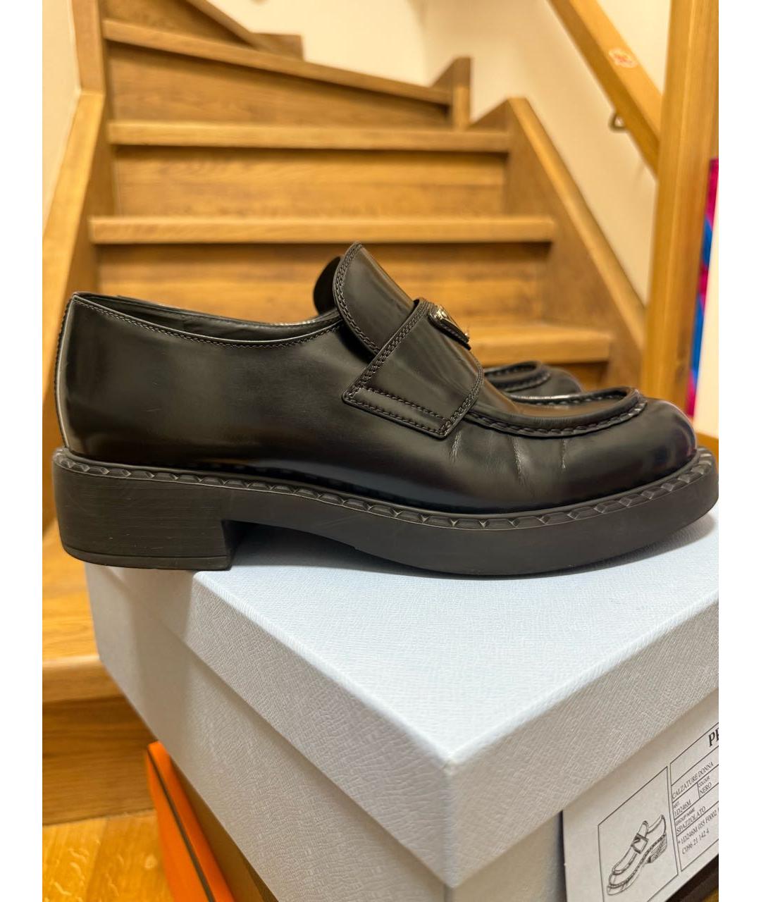 PRADA Черные кожаные мокасины, фото 5