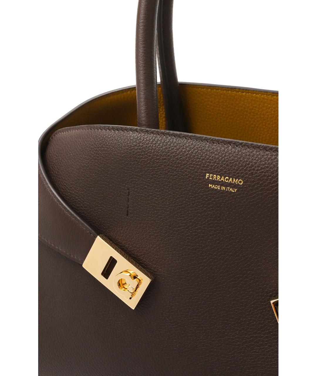 FERRAGAMO Коричневая кожаная сумка с короткими ручками, фото 6