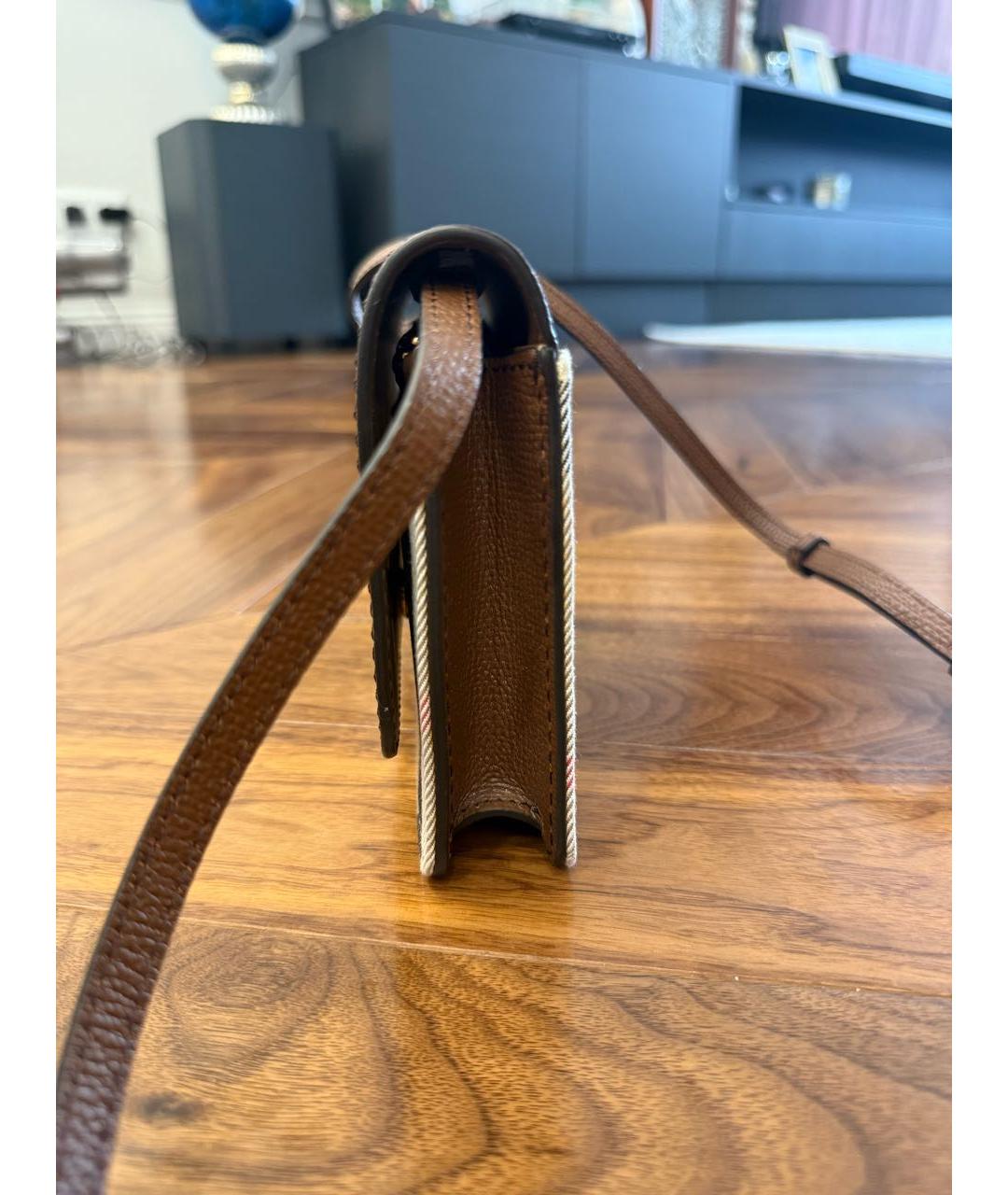 BURBERRY Коричневая кожаная сумка на плечо, фото 2
