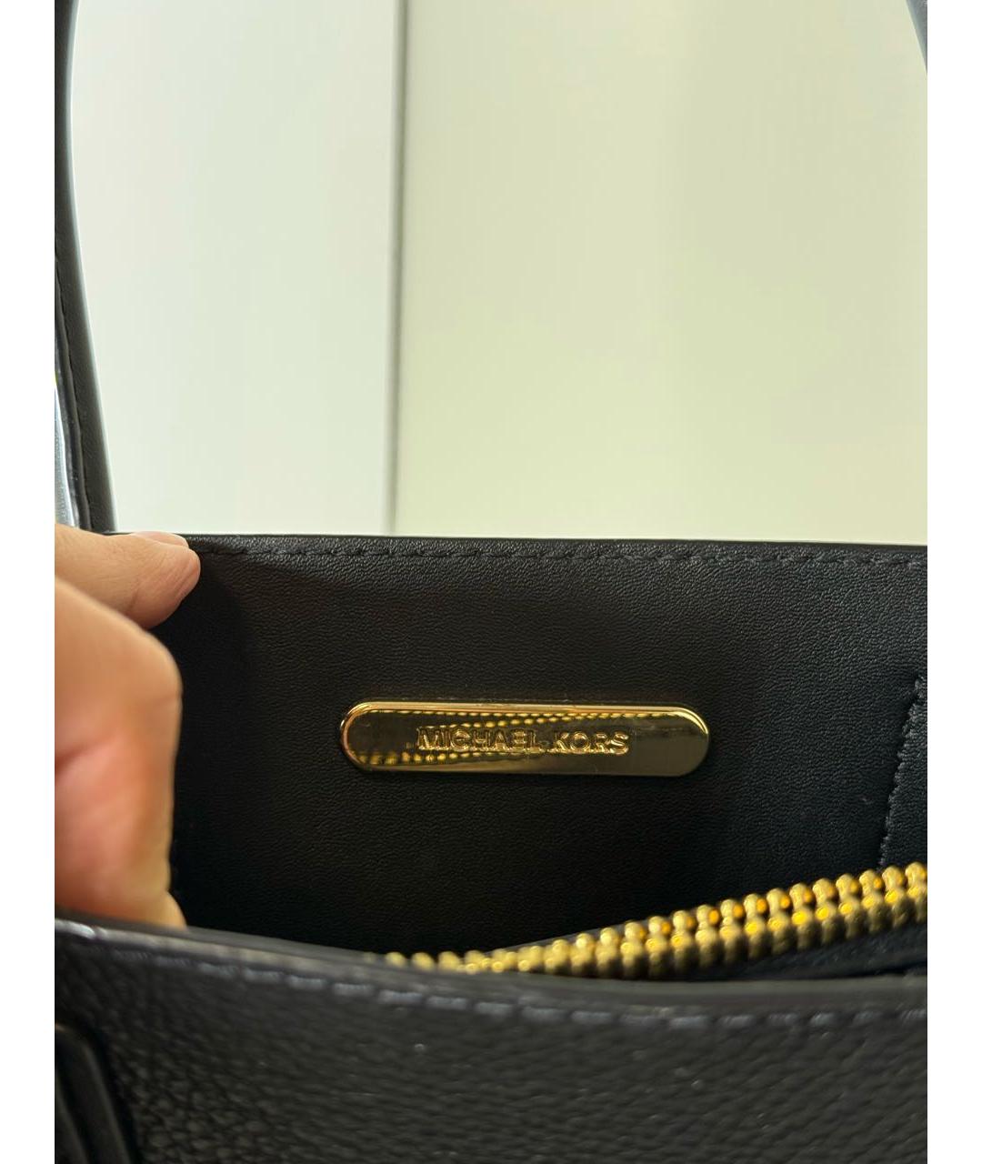MICHAEL KORS Черная кожаная сумка с короткими ручками, фото 4