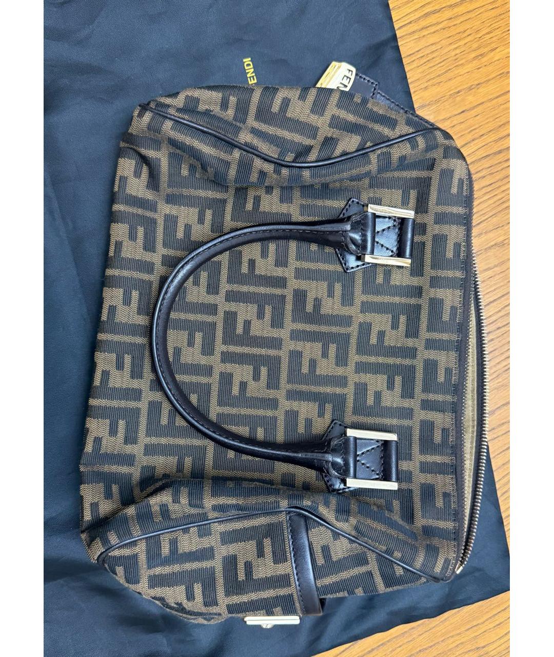 FENDI Коричневая тканевая сумка с короткими ручками, фото 8