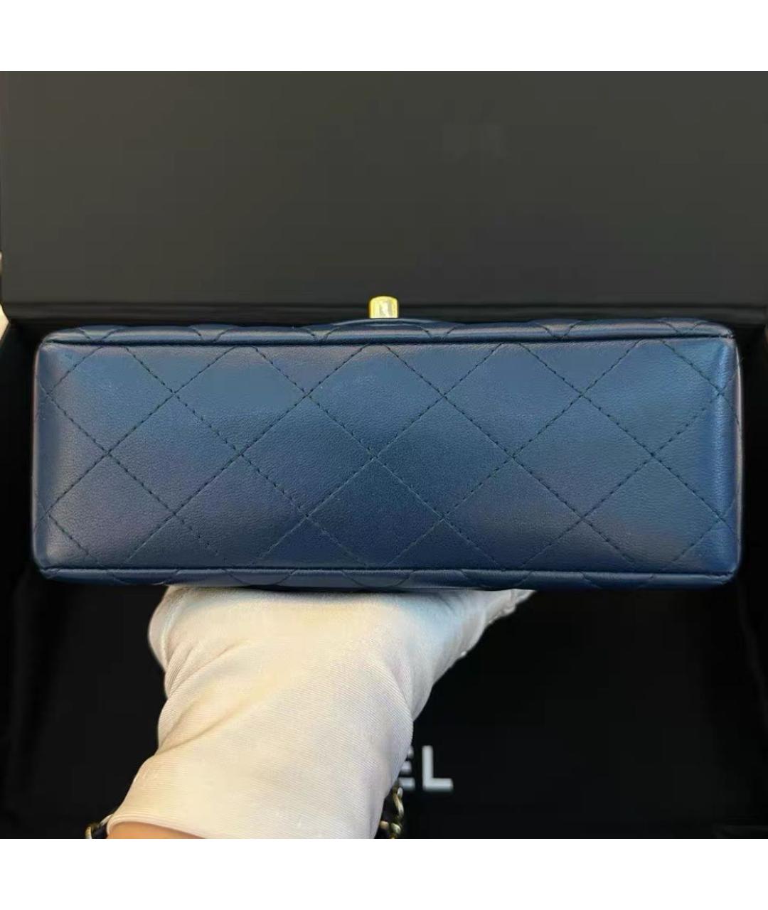CHANEL Темно-синяя кожаная сумка через плечо, фото 3