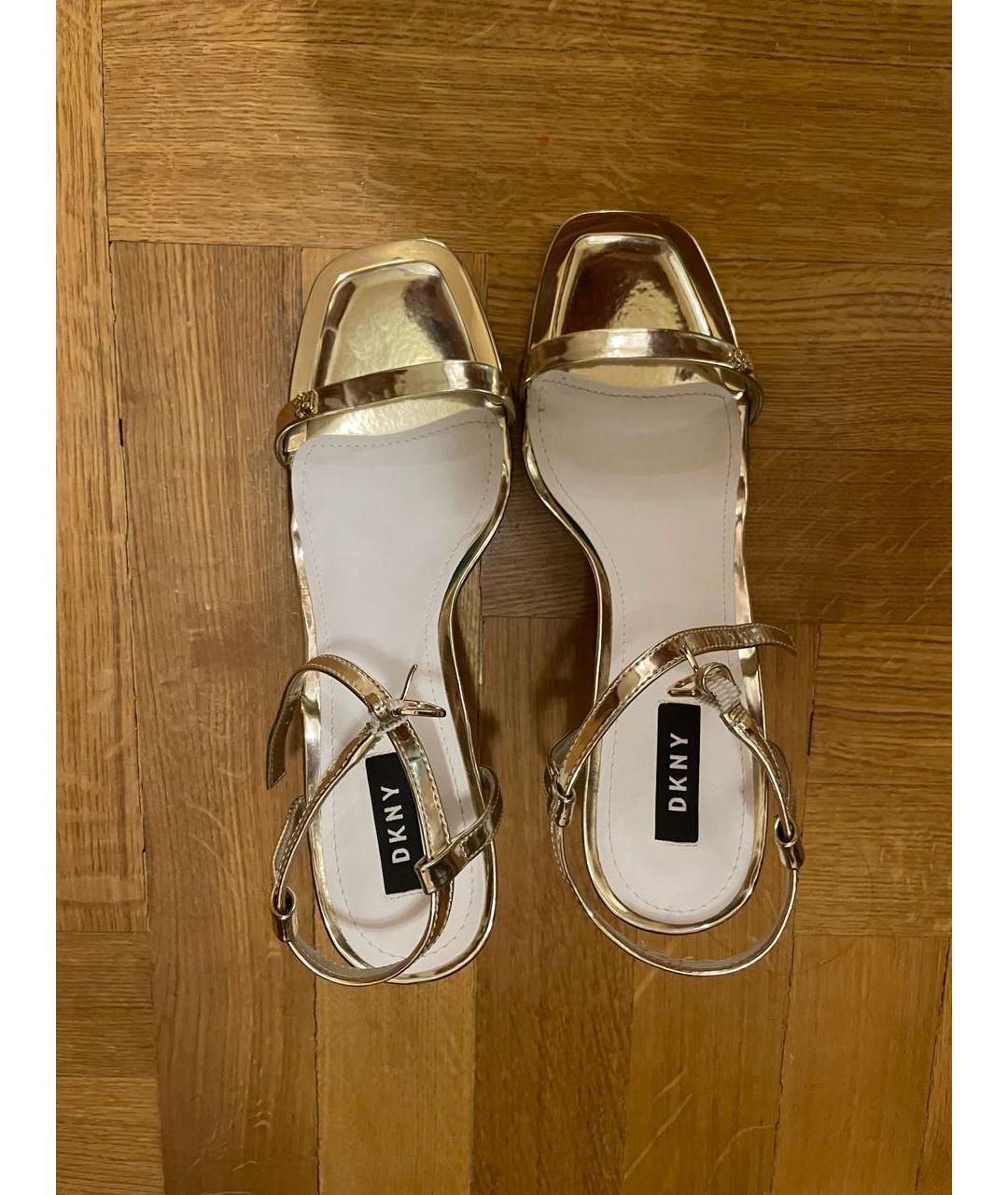 DKNY Золотые кожаные босоножки, фото 3