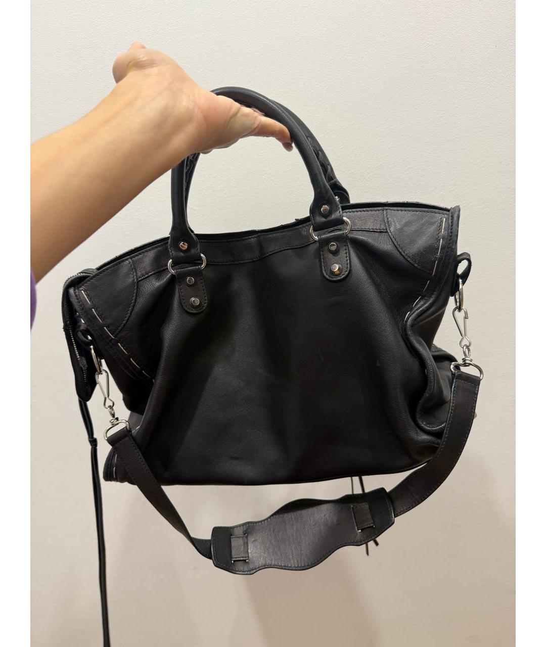BALENCIAGA Черная кожаная сумка с короткими ручками, фото 3