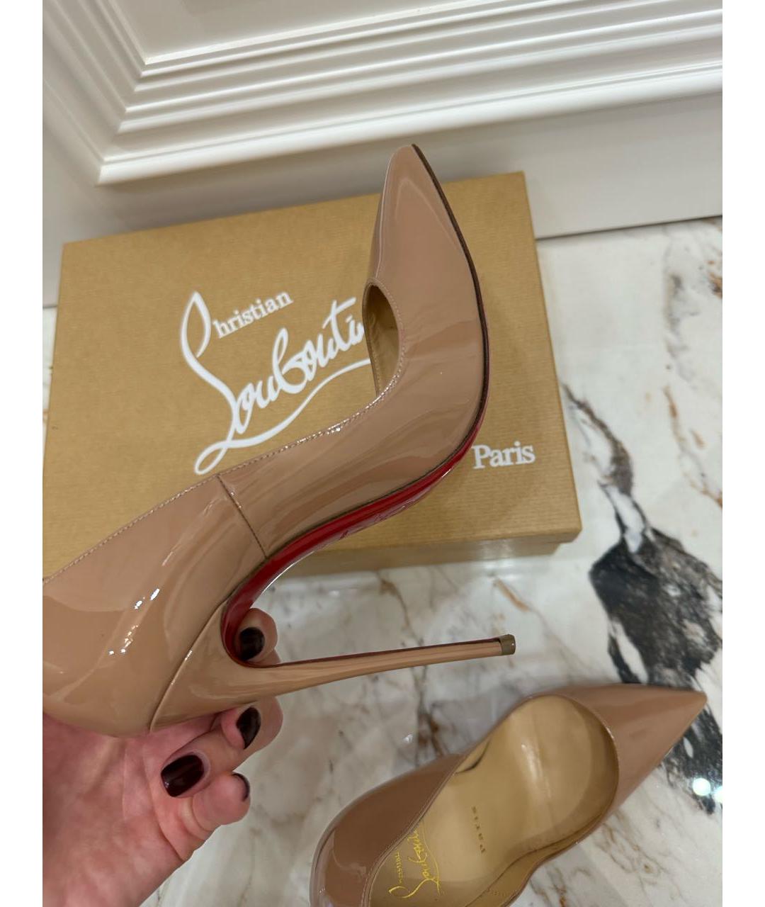 CHRISTIAN LOUBOUTIN Бежевые туфли из лакированной кожи, фото 8