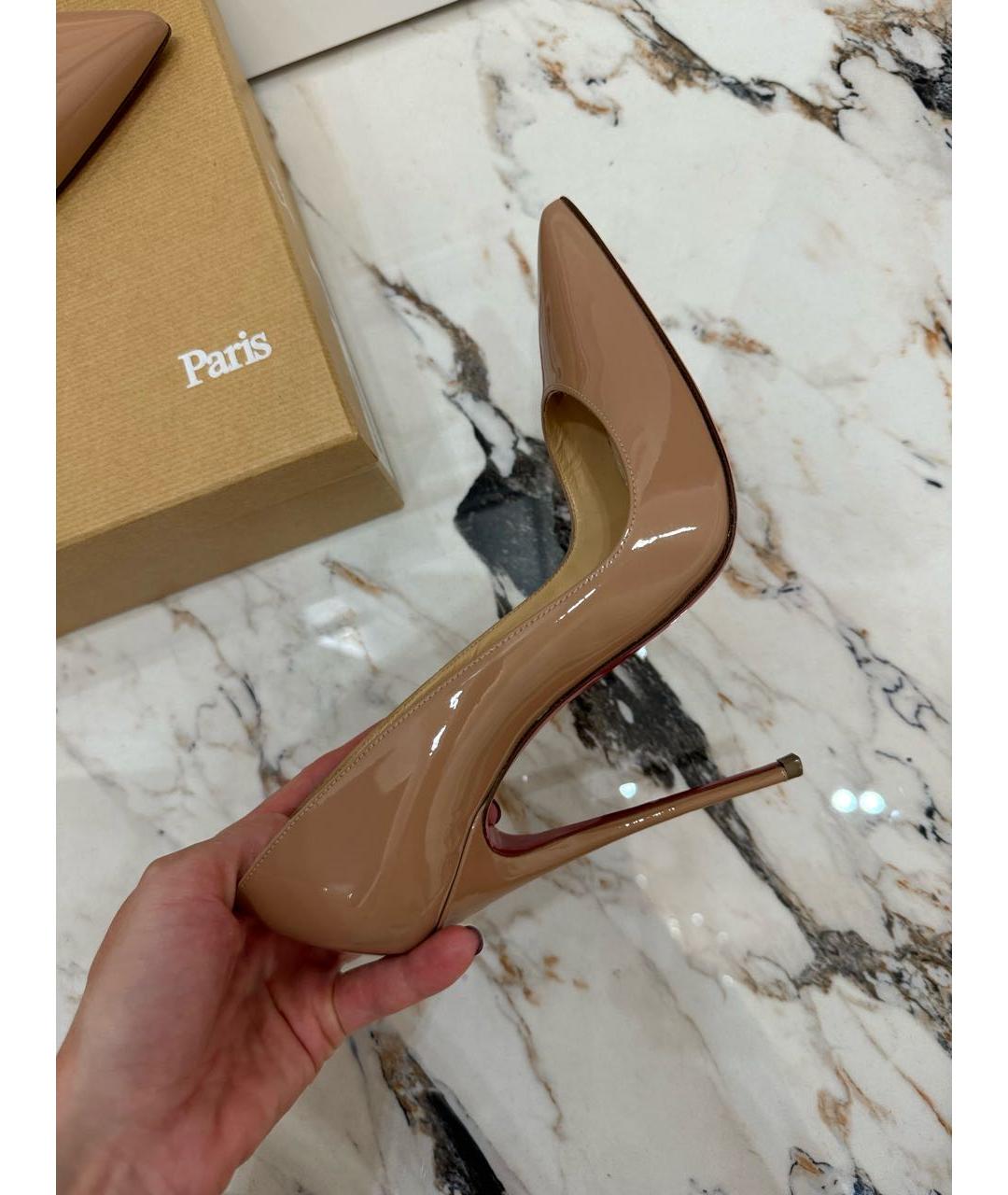 CHRISTIAN LOUBOUTIN Бежевые туфли из лакированной кожи, фото 2
