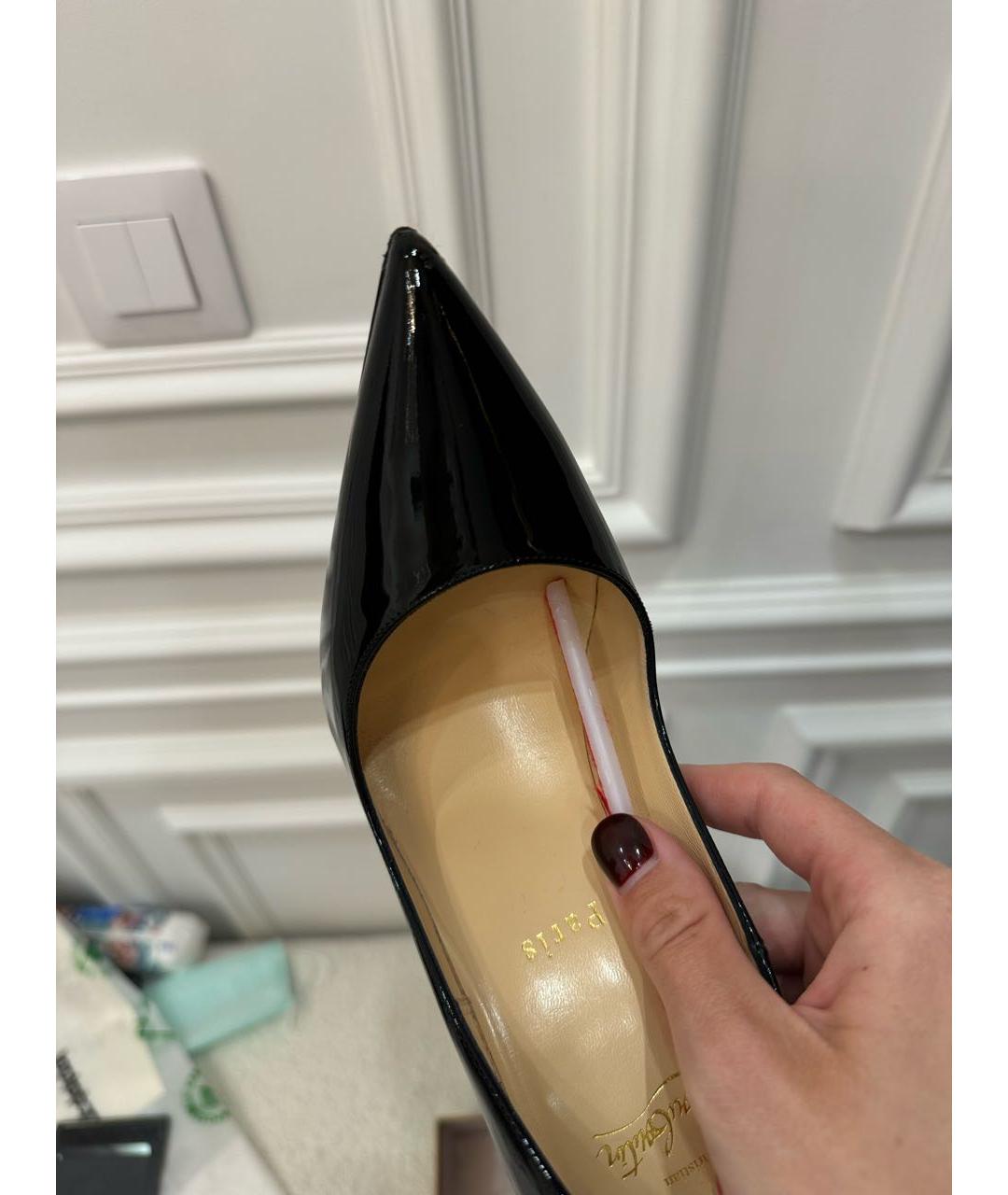 CHRISTIAN LOUBOUTIN Черные туфли из лакированной кожи, фото 8
