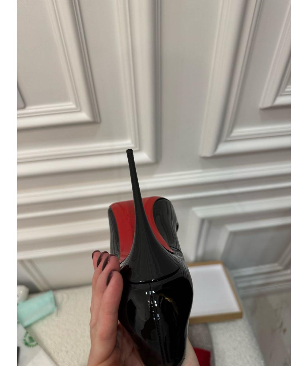 CHRISTIAN LOUBOUTIN Черные туфли из лакированной кожи, фото 2
