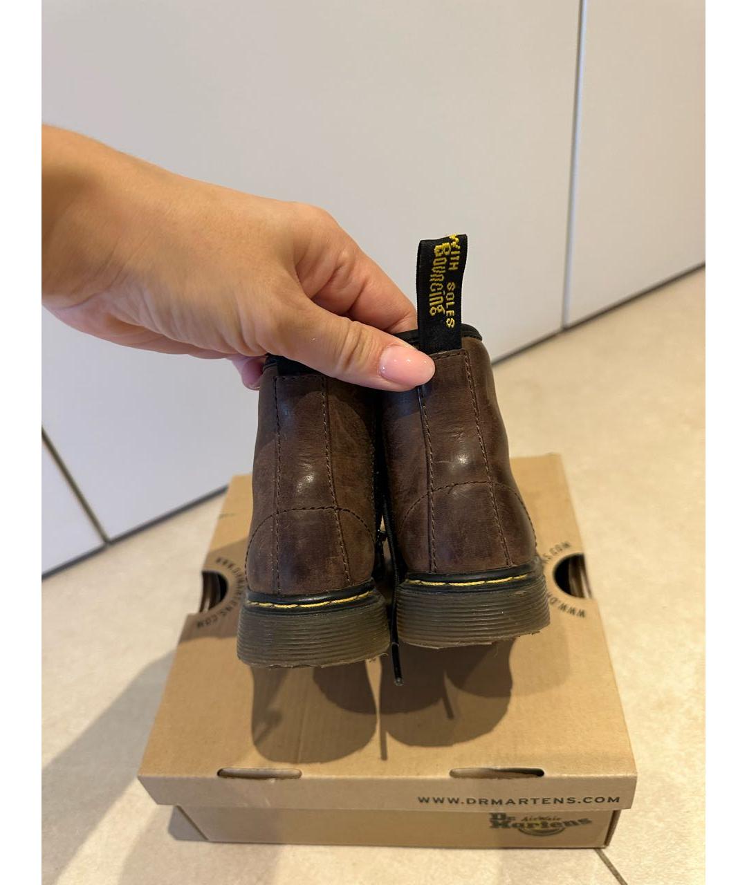 DR. MARTENS Коричневые замшевые ботинки, фото 3