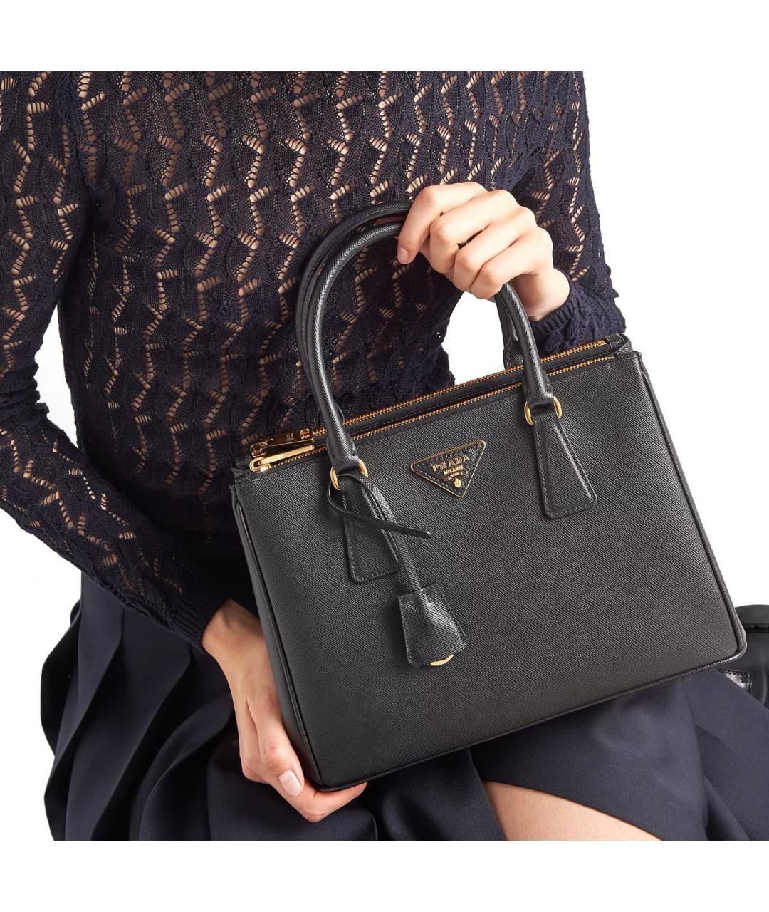 PRADA Черная кожаная сумка тоут, фото 2