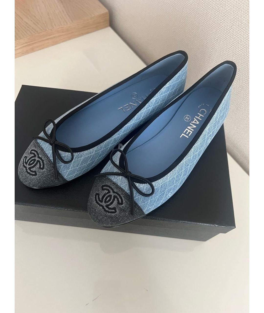 CHANEL Голубые текстильные балетки, фото 2